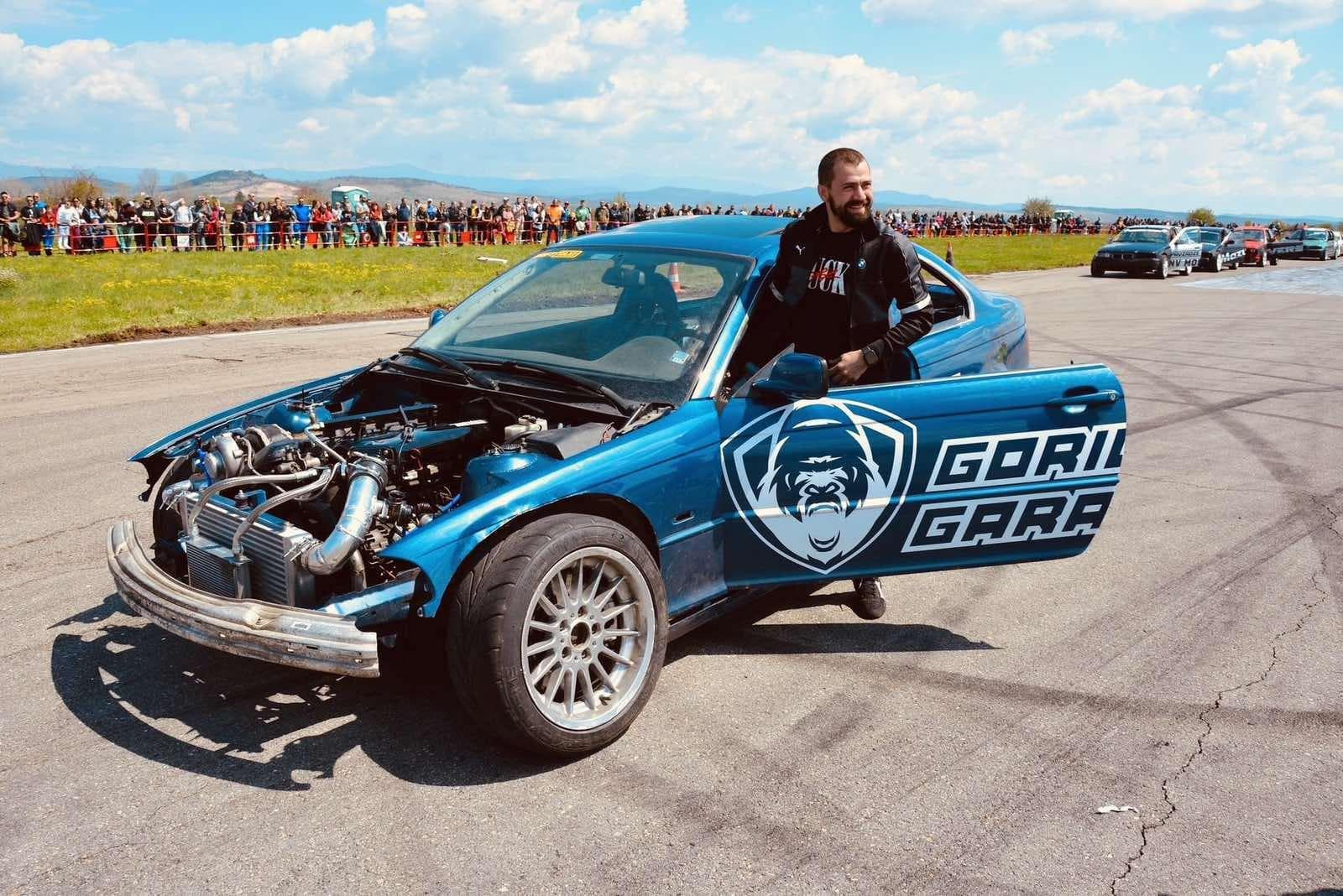 Лило Николаев